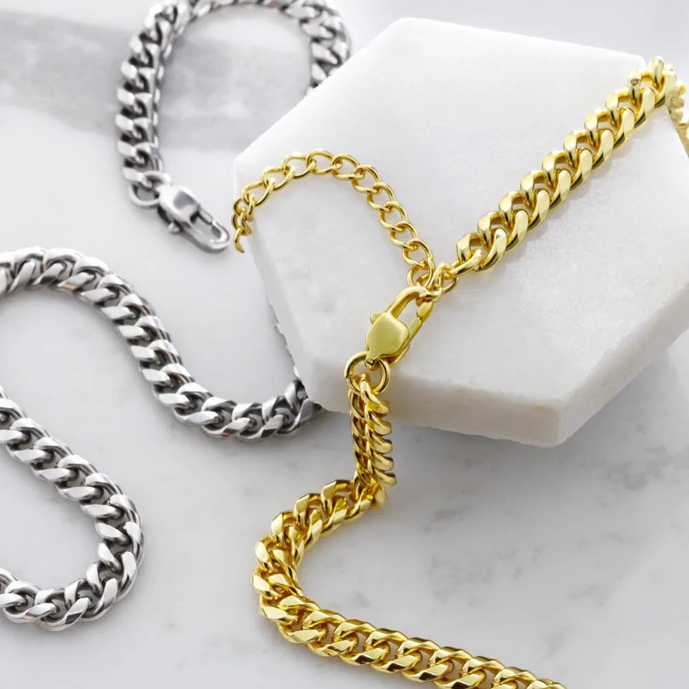 14K Yellow Gold Chain Necklace S687