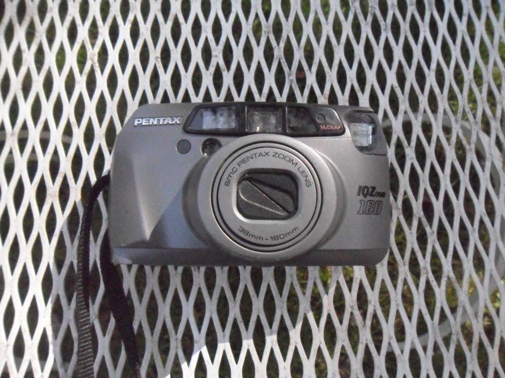 35mm Point & Shoot Film Camera S795120