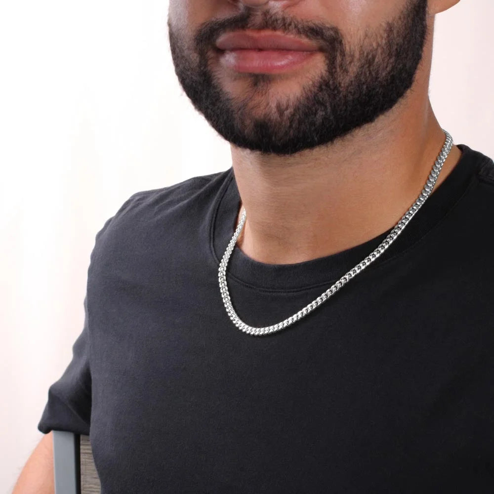 14K Yellow Gold Chain Necklace S687