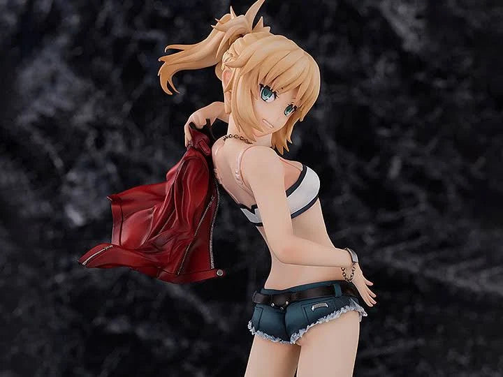 1/7 Scale Figure V625