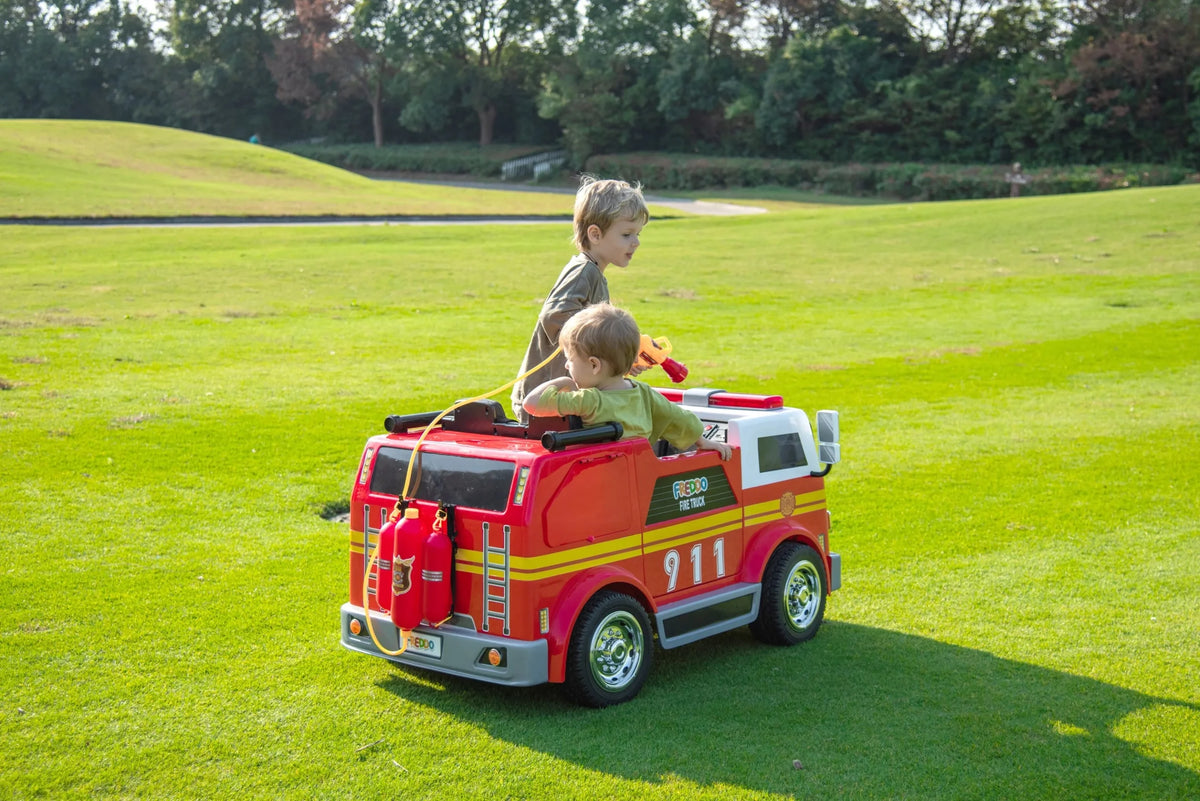 24V 2-Seater Ride-on Fire Truck with Remote Control, LED Lights, Water Gun I46939